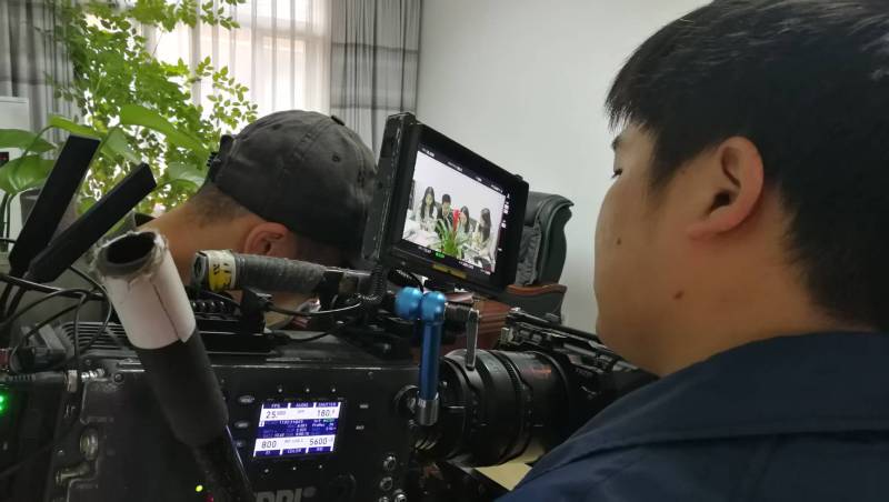 用镜头讲好产品故事！荣成市产品视频拍摄公司让冰冷商品拥有温度与灵魂